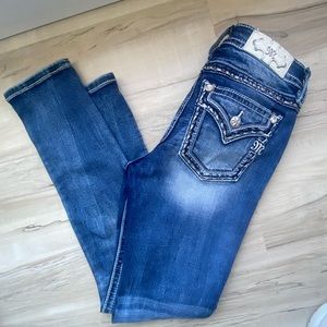 Miss Me low rise skinny size 28